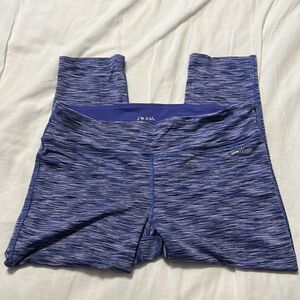 SPALDING Women’s Purple Workout Legging. Medium.